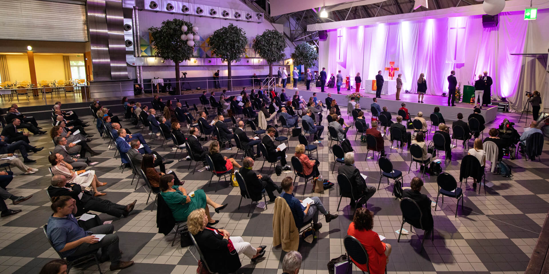 Eröffnungsgottesdienst bei konstituierender Tagung in Geiselwind Eröffnungsgottesdienst bei konstituierender Tagung in Geiselwind